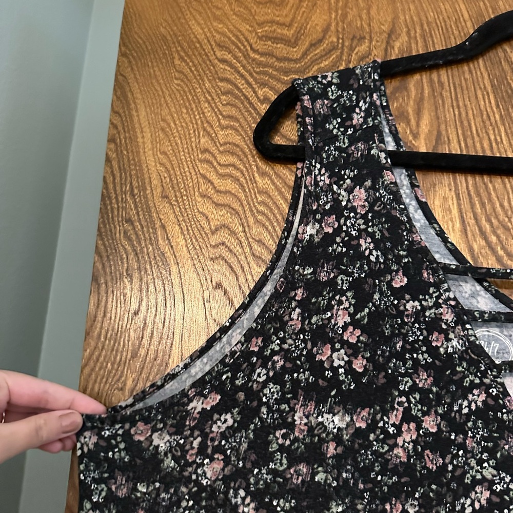 Maurices Black and White Asymmetrical Tank Top - Picture 3 of 9